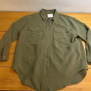Aritzia Wilfred The Ganna shirt jacket bitter sage xl thumbnail 2