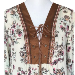 Flying Tomato Lace Up‎ Floral Tunic Sz M thumbnail 3