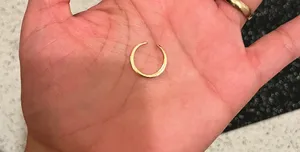 Gold Toe Rings thumbnail 5
