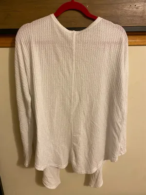 White Cardigan Sweater Size XL thumbnail 4