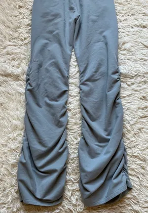 Alo Yoga Women’s Ruched Soft Sculpt Pant thumbnail 8