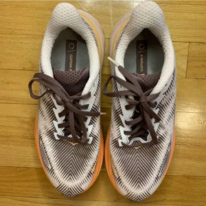 Hoka One One Clifton 9 GTX Sneakers Cosmic Pearl / Smokey Quartz - Size 8.5 thumbnail 5