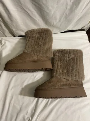 Women's Faux Fur Platform Winter Boots Brown Mid Calf Cozy Lined Size 38 thumbnail 2