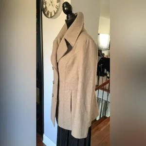 Nice dressy London Fog short coat 🌷LIKE NEW 🌷 thumbnail 13