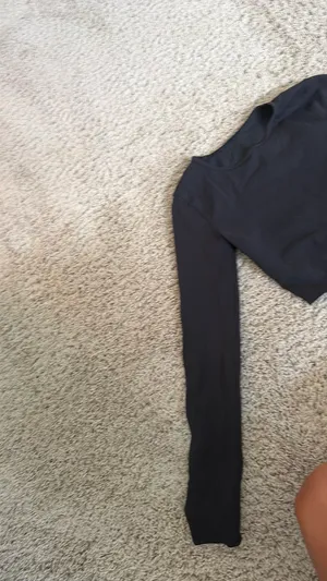 Lululemon long sleeve black shirt thumbnail 3