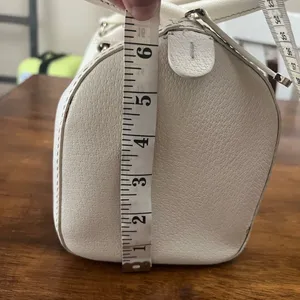 Vintage Y2K Kate Spade White Leather Barrel Satchel Handbag thumbnail 12