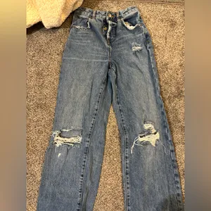 Zara Distressed Wide Leg Jeans thumbnail 5