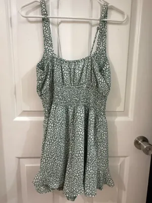 Romper Green Size M thumbnail 2