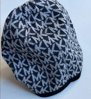 NWOT Michael Kors knit beanie thumbnail 5