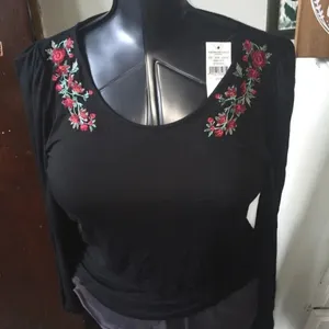 American Eagle embroidered boho long sleeve black M shirt thumbnail 1