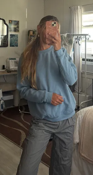 Soft Light Blue Crew Sweatshirt Size M thumbnail 1