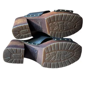 Korks Shoes Womens Size 9 Black Wedge Sandals Platform Mules‎ Studded KR0010809 thumbnail 8