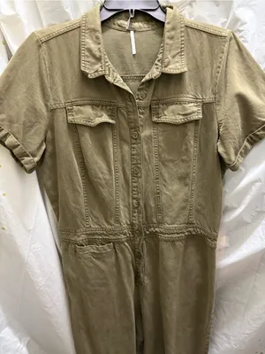 Short-Sleeve Utility Jumpsuit in Olive Green thumbnail 5