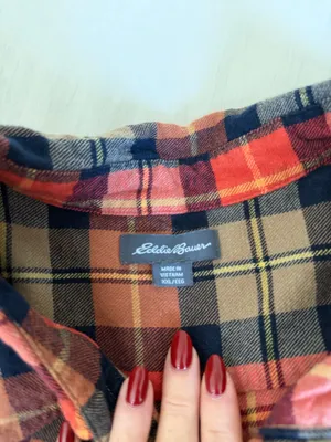 Red Eddie Bauer flannel  thumbnail 3