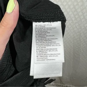 The‎ North Face Black Aphrodite 2.0 Capri Pants thumbnail 7