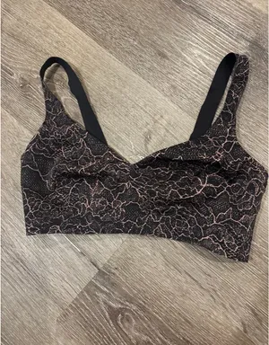 Lululemon Like Nothing Spanish Rose Black Sports Bra sz 34D thumbnail 2