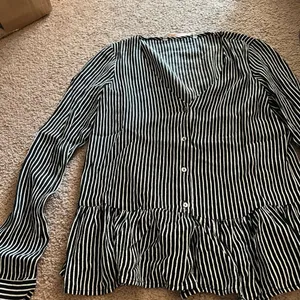 Zara‎ xs striped blouse thumbnail 5