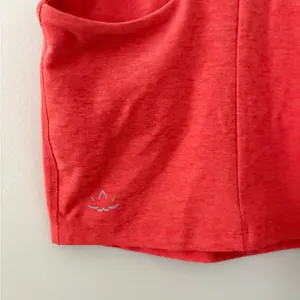 Beyond Yoga Spacedye Focus Cropped Tank in Fresh Coral Size Small thumbnail 7