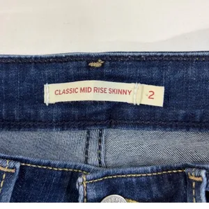 Levis Classic Mid Rise Skinny Jeans Womens 2 Dark Wash Blue Denim‎ Pants thumbnail 12