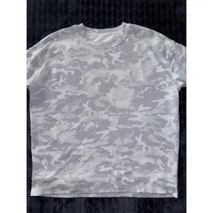 Lululemon Women's Camo Lavender White Sweatshirt Lounge Pullover Top Sz 8‎ thumbnail 2