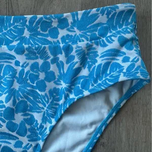 Cupshe Swim Bikini Bottoms NEW Women’s Large L Blue Tropical Textured Floral thumbnail 3
