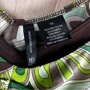 New Directions Y2K Green and Black Floral Tank Top thumbnail 3