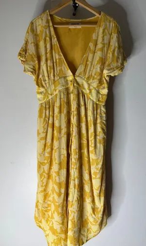 The Normal Brand Womens Yellow Floral Button Front V-Neck Midi Dress Size large thumbnail 1