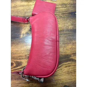 No‎ Boundaries Red Shoulder Bag And Matching Wallet thumbnail 2
