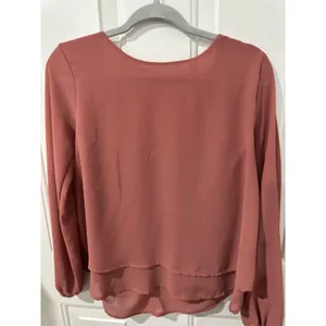Rust Pink Long-Sleeve Blouse with Open Back Detail By Miami‎ S thumbnail 4