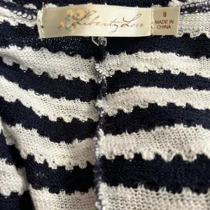 Liberty Love Ladies Pullover thumbnail 2