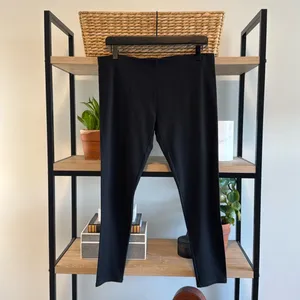 Athleta Mid-Rise Finesse Black Cropped Legging Pull On Pants, XL thumbnail 2