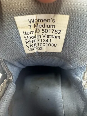 L.L. Bean Hiking Shoes Size 7M thumbnail 8