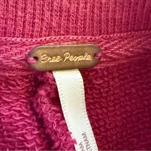 Free People Glorious Sweatshirt XS‎ Bell Velvet Sleeves Oversized Cropped Maroon thumbnail 9