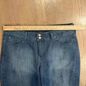 Levis 526 Jeans Womens Boot Cut Slender Slim Med Wash Low Rise Stretch 14 30 thumbnail 3