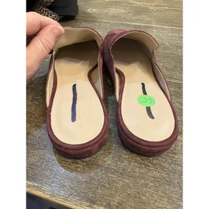 Stuart Weitzman‎ Womens Meena Mule Size 5 Loafer Slip On Flat Plum Suede thumbnail 6
