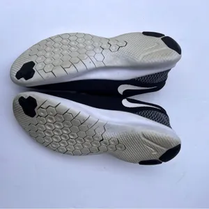Nike Women's Black and White Athletic Sporty Running Swoosh Logo Sneakers Sz 8.5 thumbnail 5