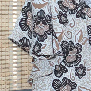 Loft Brown Floral Print Short Sleeve Blouse thumbnail 3