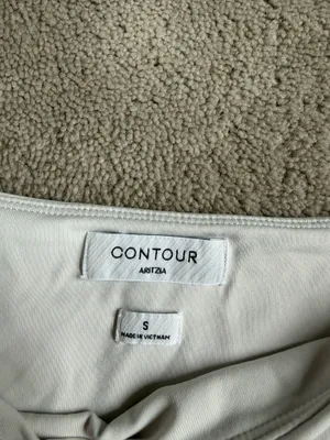 Aritzia Contour White Long Sleeve Bodysuit – Size Small  thumbnail 3