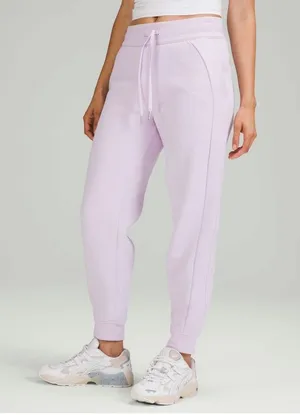 Lululemon Scuba jogger pants thumbnail 1
