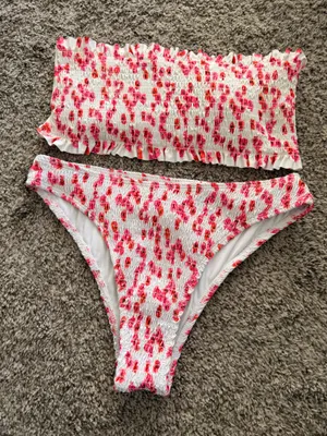 Amazon Bikini Set thumbnail 1