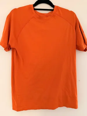 Fabletics Top thumbnail 1