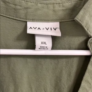 Elegant Green Button thumbnail 2