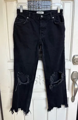 WE THE FREE Black Distressed Ripped High Rise‎ Straight Leg Denim Jeans Size 24 thumbnail 1