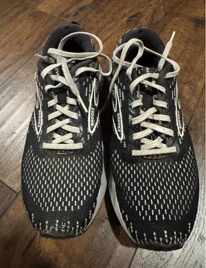 Brooks Womens Levitate GTS 5 Running Shoes Size 7‎ thumbnail 1