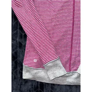 Lululemon In A Cinch Heathered Gray‎ Hoodie Thumbhole Pullover Women's Size 8 thumbnail 7