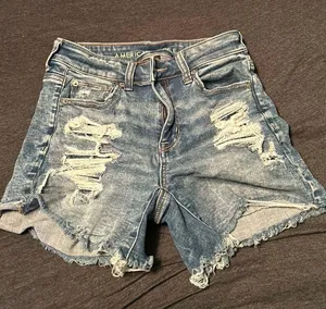 American Eagle shorts thumbnail 1