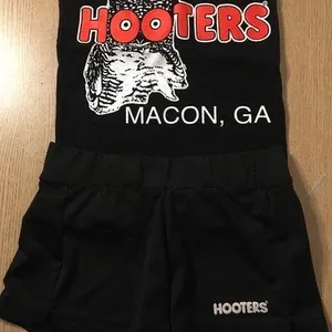 B27 #3 Hooters Girl Worn Uniform Tank/Shorts from Macon Georgia Size Xs/Xxs thumbnail 3