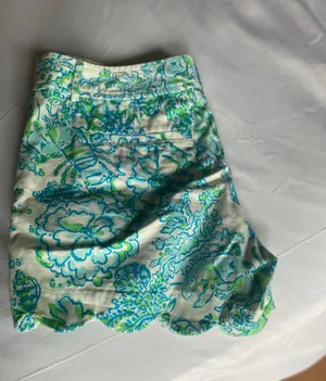 Lilly Pulitzer Shorts thumbnail 2