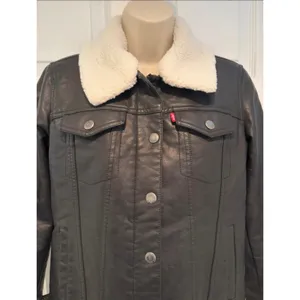 Levis Womens Sherpa Lined Faux Leather Trucker Jacket Black S Removable Collar thumbnail 2