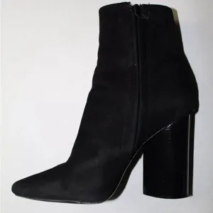 Mercedes Castillo Edie Women's Black Suede Leather Booties Size 5.5 thumbnail 10